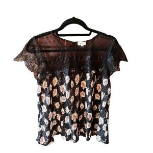 POL Size large stunning black lace bodice &floral‎ top . NWOT.